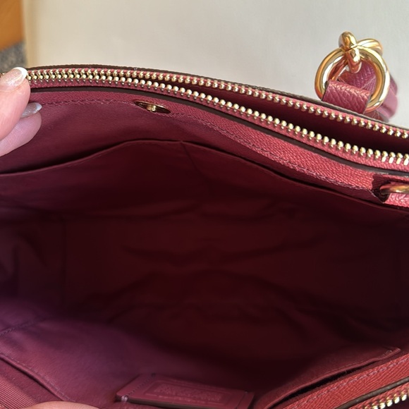 COACH Beautiful lipstick rose purse- brand new pristine condition. Never worn - Picture 2 of 6